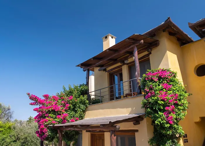 Alkifron Aparthotel 2*