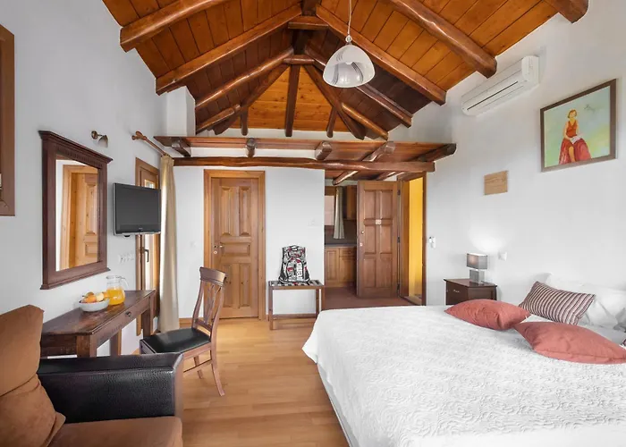 Alkifron Aparthotel Kala Nera