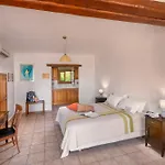 Alkifron Aparthotel 2*