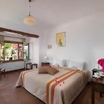 Alkifron Aparthotel 2*