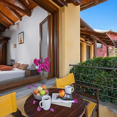 Alkifron Aparthotel
