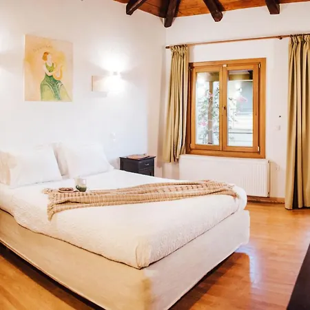 Alkifron Aparthotel