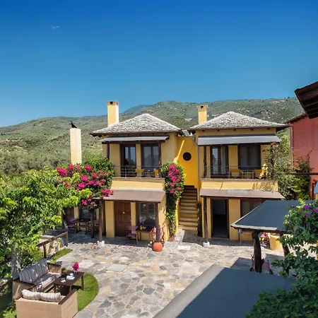 Aparthotel Alkifron 2*