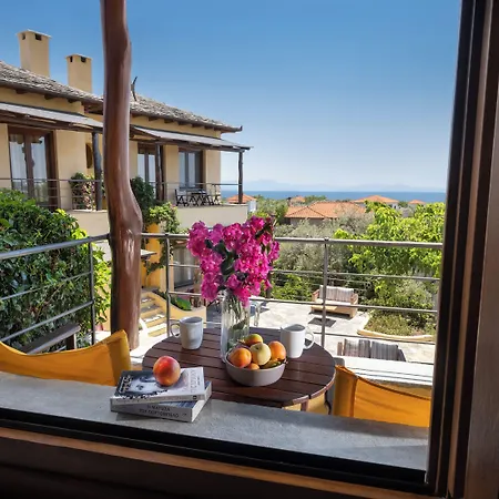 Aparthotel Alkifron 2*