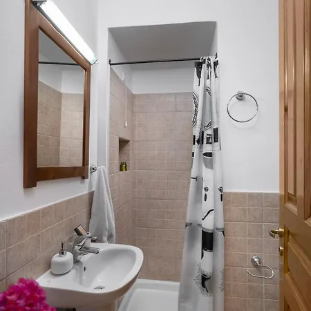 Aparthotel Alkifron 2*