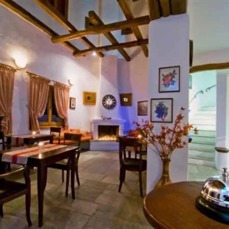 Alkifron Aparthotel Kala Nera