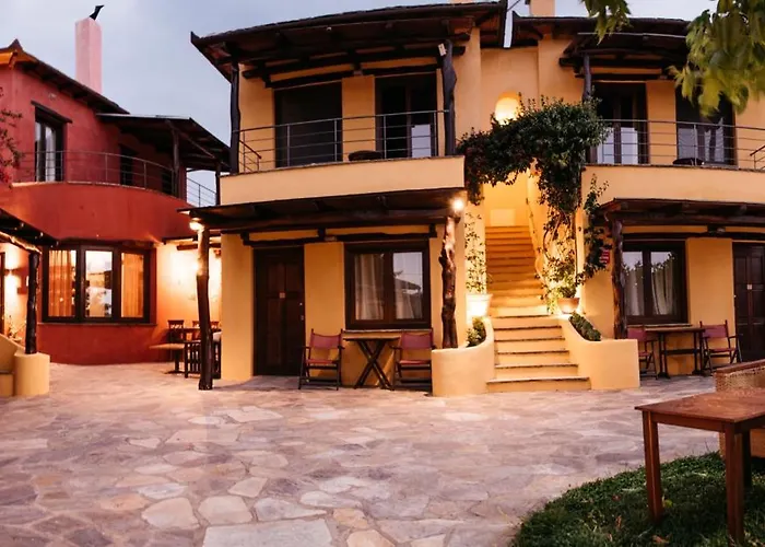 Apart-hotel Alkifron Kala Nera