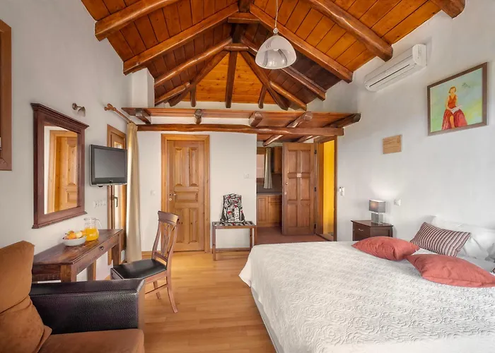 Alkifron Apart-hotel 2*